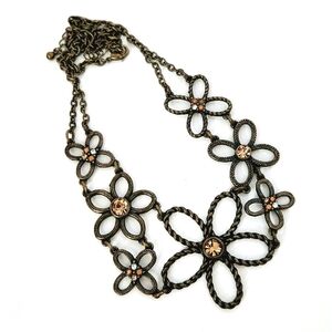 Avon Desert Rose Frontal Necklace